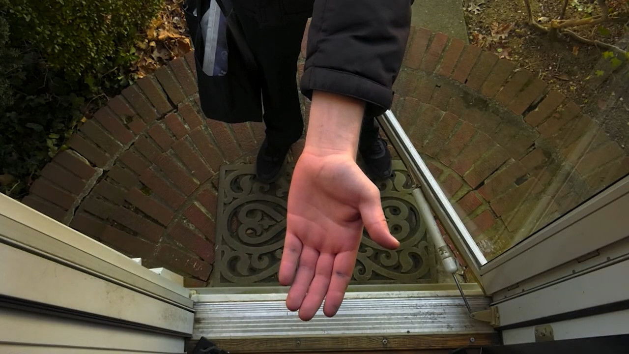 Paper-Man Movie Screenshot 3